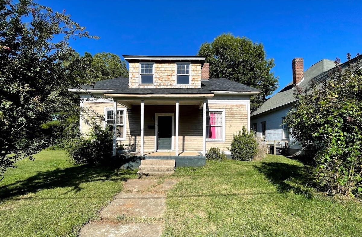 House purchased as-is on E Henderson St in Salisbury, NC